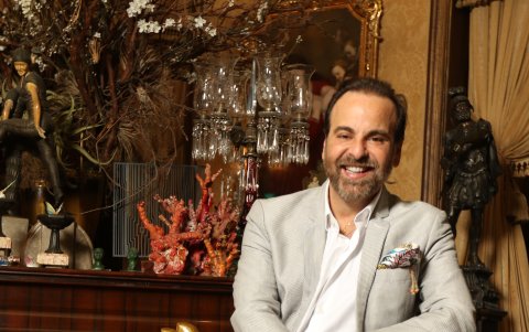 Antonio Plaza es arquitecto e interiorista