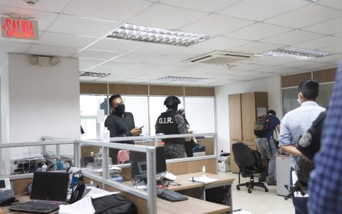 Peritos de Criminalística revisaron todas las computadoras del área de Sorteo de la Corte, además de documentación.