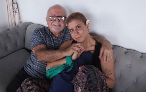 Charvel Tanús apoya al cien por ciento a su hija Anllel en todos los aspectos, incluyendo su sexualidad.