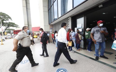 La audiencia de juzgamiento por el delito de tráfico de armas no se instaló ante la ausencia del único procesado en el caso.