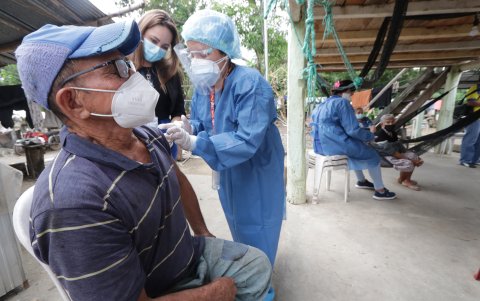 En las zonas rurales hay personas mayores que ya deberían estar vacunadas, pero que afirman no estar informadas del proceso.