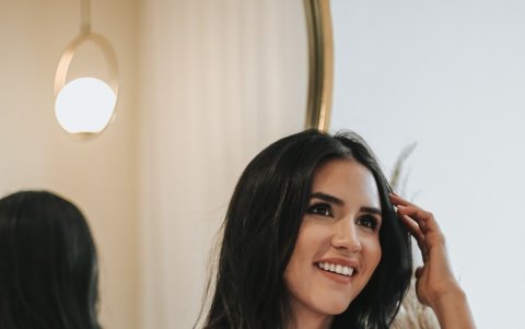 Es la autora de un libro con más de 70 recetas saludables.