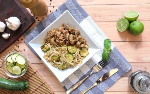Fideos con zucchini
