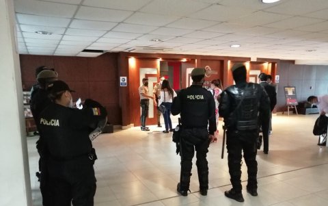 Está en marcha el juicio por peculado que también implica a Daniel Salcedo con exfuncionarios del Hospital Los Ceibos del IESS.