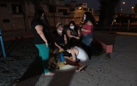 En Sauces 1 los jóvenes no pueden jugar basquet por la noche, las nueve luminarias de la canche no funcionan.