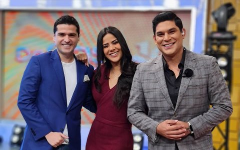 Michela y Emilio con el nuevo integrante del programa, Pancho Molestina.