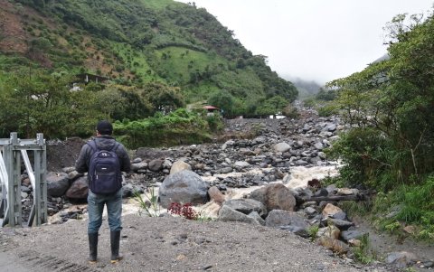 Las lluvias  dejan afectaciones en las zonas rurales donde se ha perdido un puente y en 30 comunidades las vías están con  problemas por los deslaves.