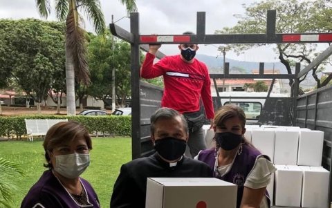 El voluntariado de la fundación Educar en Cristo se ha mantenido activo en pandemia.