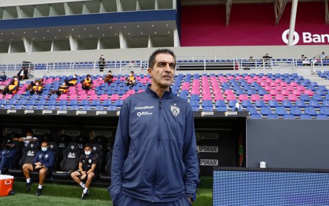 El técnico Renato Paiva, de Independiente del Valle, respondió ante el pedido de Emelec de árbitros extranjeros.