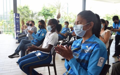 La cartera de Estado unió a Mimi Barona, Kiara Rodríguez y Adriana Espinoza de los Monteros en la Ecotec