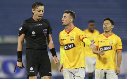 Barcelona, independiente de lo que suceda hoy, tiene una final copera contra Vélez.