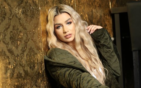 Está a punto de lanzar su nuevo tema 'Nada'.