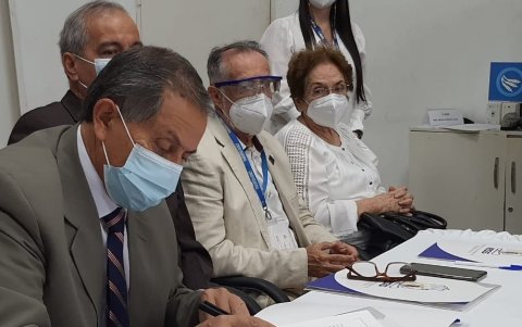 La firma del convenio de la veeduría ciudadana establece la entrega de informes periódicos.