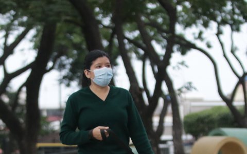 Aunque hace más frío que otros meses, los ciudadanos ven con agrado ese cambio, aseguran.