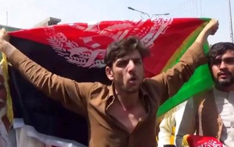 Protesta de talibanes.