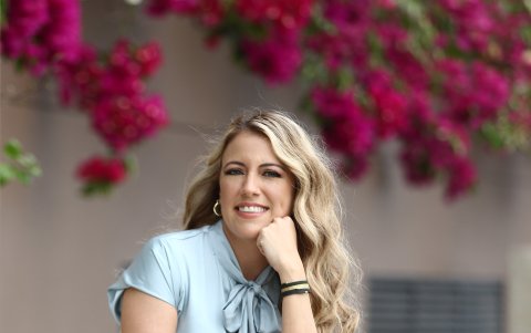 Andrea estudiará una carrera en Administración de Empresas.