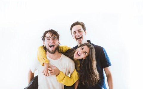 Sus hijos, Nicole de 30 años, Alfonso de 27 y Mateo de 25