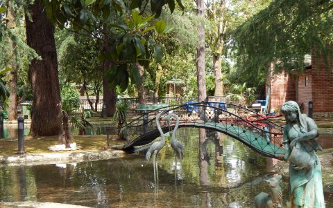 Un parque en Batumi.