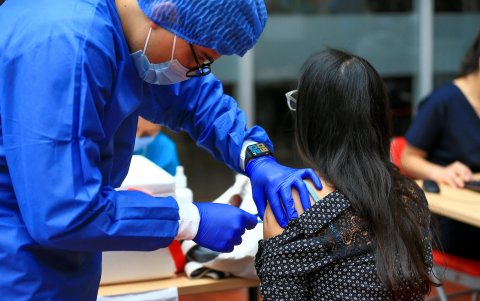 La vacunación a los jóvenes de Ecuador se iniciará a nivel nacional 