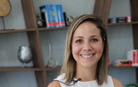 Mg. María José Abad, directora de la Escuela de Psicología de la Universidad de Especialidades Espíritu Santo (UEES).