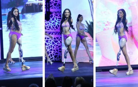 Victoria en su aparición en traje de baño.