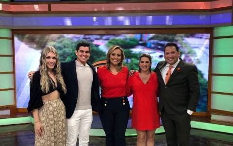 Con Emiliana Valdez, Isaac Delgado, La Nena Gutiérrez y José Luis Arévalo.