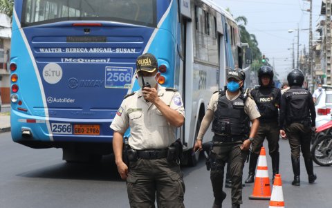 Los operativos se han intensificado en la calle Portete.
