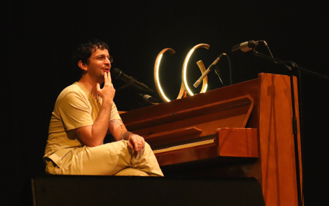 La Máquina Camaleón interactuando con el público.