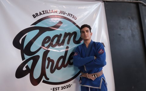 Team Urdesa es el nombre de su academia que pertenece al equipo Alfa Association