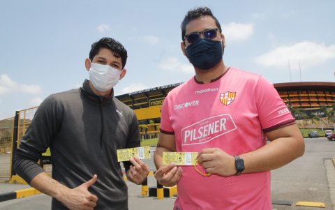 Los hermanos Sierra consiguieron su boleto para la semifinal copera.