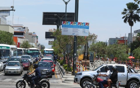 Desvío. Para evitar un mayor congestionamiento, se desvió la ruta de 9 líneas de buses urbanos hasta que concluyan las obras.