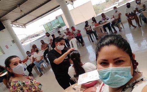 Carmen Zambrano, durante un curso de capacitación a mujeres.