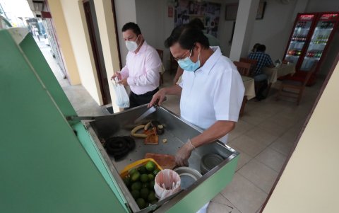 Establecimiento. Aquí es Llulán se encuentra en el centro.
