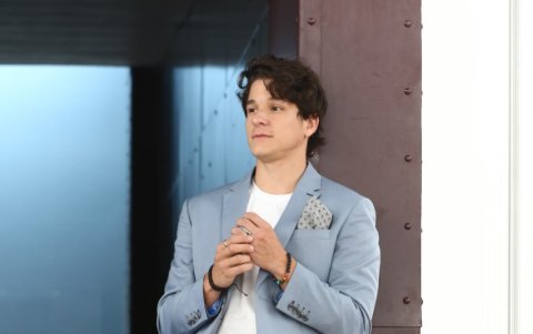 Luego de finalizar la serie de TC, Diego se centrará en su carrera de cantante.