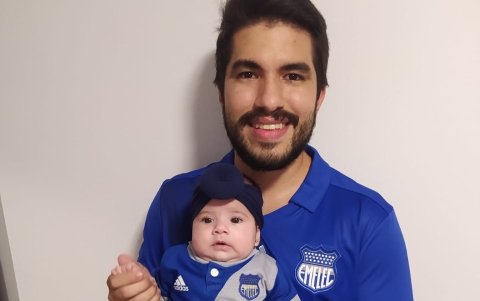 José Ernesto Pérez ya estaba cansado de ver los partidos por TV y su celular.