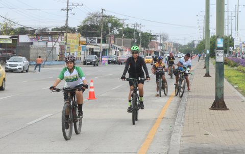 Participación. Los más emocionados de la jornada fueron los ciclistas.