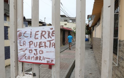 Debido a la cantidad de delitos, toda la ciudadela permanece amurallada.