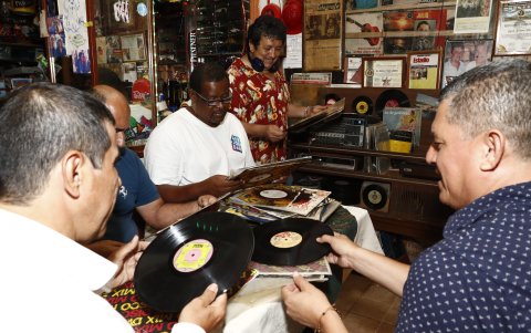 Encuentro. Los integrantes durante la previa del encuentro de esta tarde y noche.