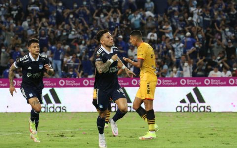 Joao Rojas fue el líder de Emelec y se tiró el equipo al hombro.