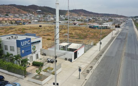 Territorio. Villa Bonita está ubicada en el kilómetro 16,5 de la vía a Daule, al noroeste de Guayaquil. Al menos 5.000 familias habitan en el sector, calculan los líderes.