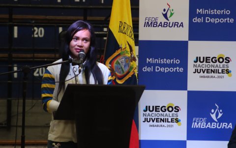 Neisi Dajomes, medallista de oro en los Olímpicos de Tokio 2020, dio un mensaje a los jóvenes deportistas.