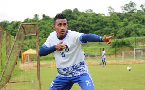 Danny Luna y su paso por 9 de Octubre.