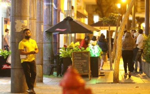 Sector. El ritmo y la diversión comienza a llegar a la zona rosa, en el centro de la ciudad.