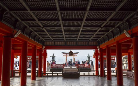 Santuario Itsukushima, Miyajima, Japón.
