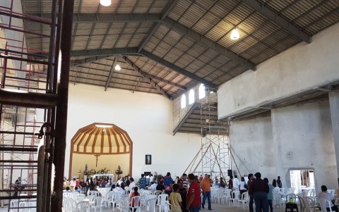 A medio camino. Así lucía hace poco el templo, que se ubica en un terreno de casi 4 hectáreas, donde faltan ejecutarse ciertas obras, como salones.