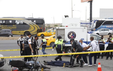 Tanto personal vial como socorristas participaron en el simulacro.