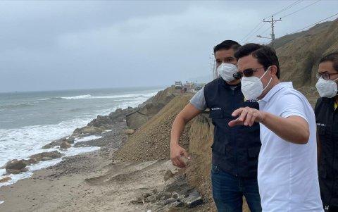 Autoridades se hicieron presentes en el sector para constatar sus daños.