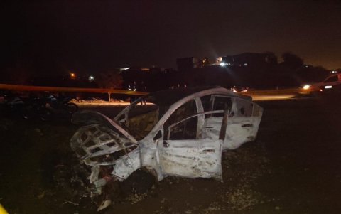 La joven fue interceptada por un auto blanco sin placas que luego fue abandonado en la vía Santa Marianita totalmente incinerado.