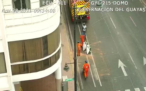 Hecho. Personal de Urvase retiró los escombros y limpió la zona.