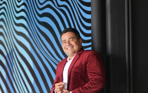 Volverá al país el 13 de este mes. Las fiestas las celebrará en familia.